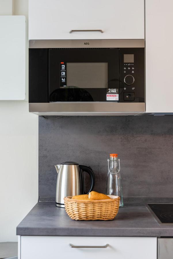 Les Cerisiers Beach Residence, Cosy And Modern 3 Bedroom Apartment Located 50 Metres From The Beach And From All Amenities And Restaurants On The Coastal Road Flic-en-Flacq Esterno foto