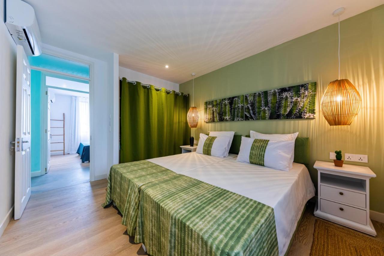 Les Cerisiers Beach Residence, Cosy And Modern 3 Bedroom Apartment Located 50 Metres From The Beach And From All Amenities And Restaurants On The Coastal Road Flic-en-Flacq Esterno foto