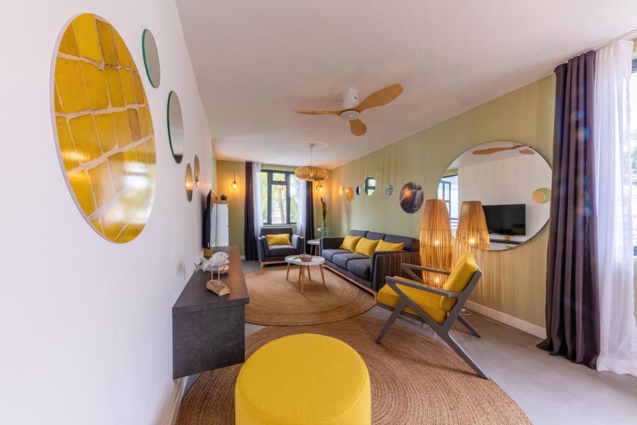 Les Cerisiers Beach Residence, Cosy And Modern 3 Bedroom Apartment Located 50 Metres From The Beach And From All Amenities And Restaurants On The Coastal Road Flic-en-Flacq Esterno foto